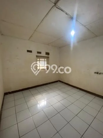 Hunian Nyaman Asri 4 KT Siap Pakai di Veteran Jakarta Selatan Hunian Nyaman Asri 4 KT Siap Pakai di Veteran Jakarta Selatan