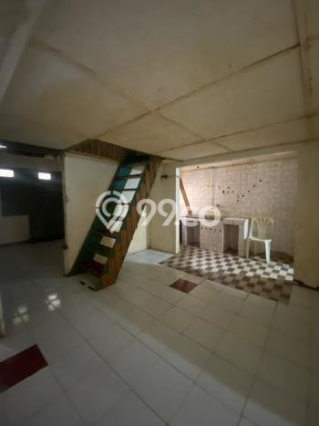 Hunian Nyaman Asri 4 KT Siap Pakai di Veteran Jakarta Selatan Hunian Nyaman Asri 4 KT Siap Pakai di Veteran Jakarta Selatan