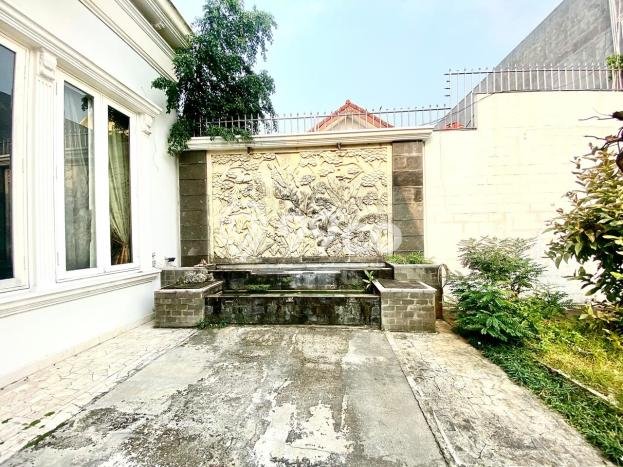 Ready to Use! Luxury House LT 1500m2 Desain Elegan di Bintaro Ready to Use! Luxury House LT 1500m2 Desain Elegan di Bintaro