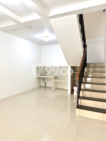 Dijual Rumah 4 Kamar Lokasi Strategis Bagus dan Strategis di Serpong Dijual Rumah 4 Kamar Lokasi Strategis Bagus dan Strategis di Serpong