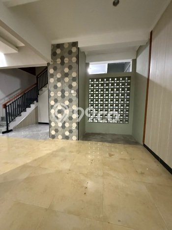 Dijual Hunian Rumah Terawat 3 KT di Sektor 9-Bintaro, Tangerang Selatan Dijual Hunian Rumah Terawat 3 KT di Sektor 9-Bintaro, Tangerang Selatan