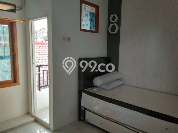 Rumah Kost untuk Dijual di Kuningan Punya 7 Kamar Rumah Kost untuk Dijual di Kuningan Punya 7 Kamar