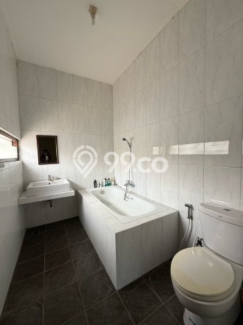 Rumah Elit Modern Siap Huni di Bintaro Tangerang Selatan Rumah Elit Modern Siap Huni di Bintaro Tangerang Selatan