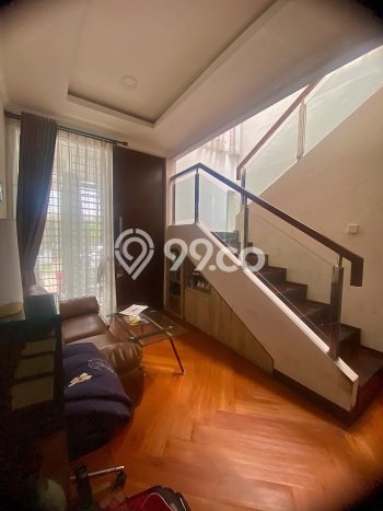 Hunian Mewah LB 175m2 Siap Pakai Desain Elegan di Sektor 9-Bintaro, Tangerang Selatan Hunian Mewah LB 175m2 Siap Pakai Desain Elegan di Sektor 9-Bintaro, Tangerang Selatan