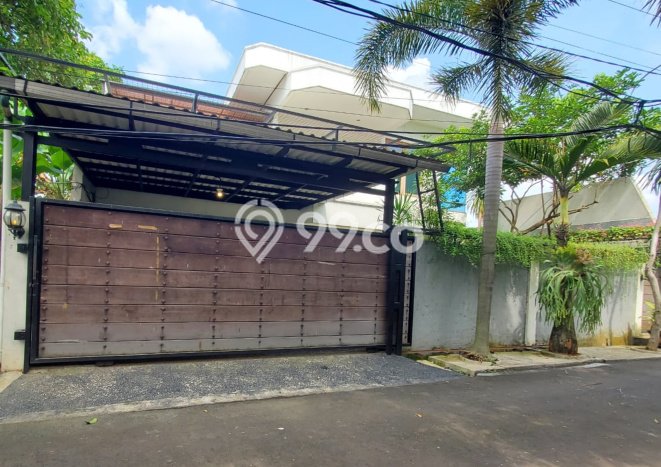Rumah Mewah LB 300m2 Siap Pakai Desain Elegan di Ragunan, Jakarta Selatan Rumah Mewah LB 300m2 Siap Pakai Desain Elegan di Ragunan, Jakarta Selatan