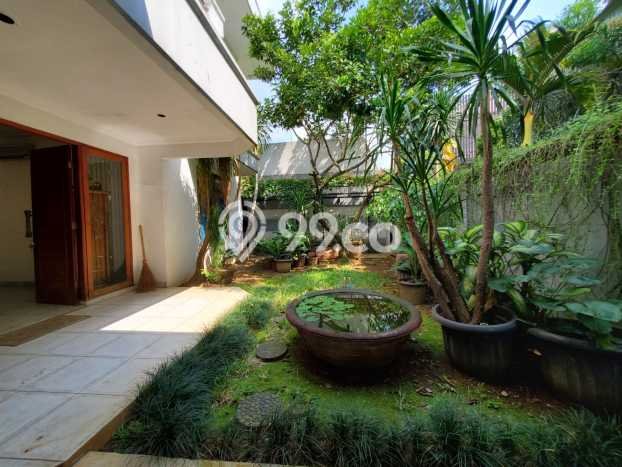 Rumah Mewah LB 300m2 Siap Pakai Desain Elegan di Ragunan, Jakarta Selatan Rumah Mewah LB 300m2 Siap Pakai Desain Elegan di Ragunan, Jakarta Selatan