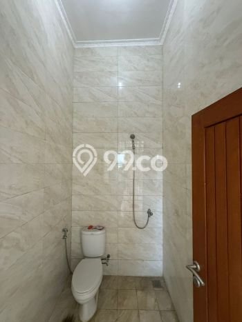 Dijual Hunian Rumah Terawat 2 KT di Jelupang, Tangerang Dijual Hunian Rumah Terawat 2 KT di Jelupang, Tangerang