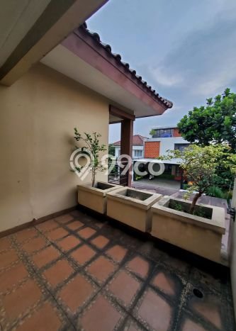 Rumah Elit LB 264m2 Siap Pakai Desain Elegan di Sektor 9-Bintaro, Tangerang Selatan Rumah Elit LB 264m2 Siap Pakai Desain Elegan di Sektor 9-Bintaro, Tangerang Selatan