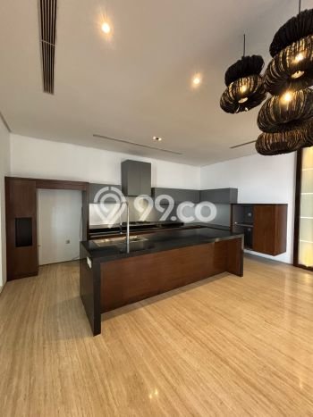 Rumah Elit LB 800m2 Siap Pakai Desain Elegan di Pondok Indah, Jakarta Selatan Rumah Elit LB 800m2 Siap Pakai Desain Elegan di Pondok Indah, Jakarta Selatan