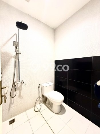 Dijual Rumah 4 Kamar Lokasi Strategis Bagus dan Strategis di Serpong Dijual Rumah 4 Kamar Lokasi Strategis Bagus dan Strategis di Serpong
