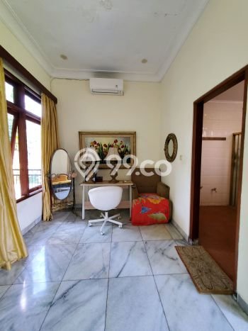 Rumah Mewah LB 300m2 Siap Pakai Desain Elegan di Ragunan, Jakarta Selatan Rumah Mewah LB 300m2 Siap Pakai Desain Elegan di Ragunan, Jakarta Selatan