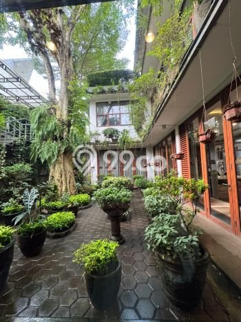 Rumah Elit Modern Siap Huni di Veteran Jakarta Selatan Rumah Elit Modern Siap Huni di Veteran Jakarta Selatan