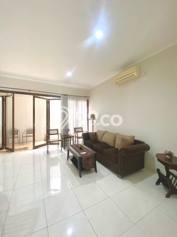Sewa Rumah Harga Terjangkau di Sektor 9-Bintaro Tangerang Selatan dengan 4 Kamar Tidur Sewa Rumah Harga Terjangkau di Sektor 9-Bintaro Tangerang Selatan dengan 4 Kamar Tidur
