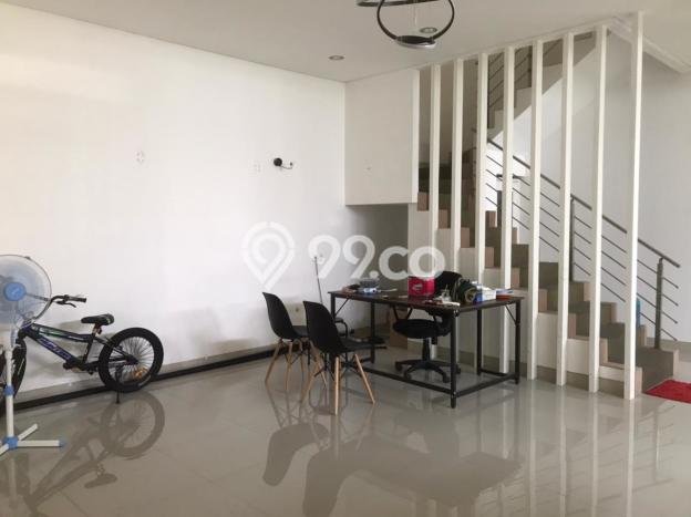 Rumah Elit LB 156m2 Siap Pakai Desain Elegan di Citraland, Surabaya Rumah Elit LB 156m2 Siap Pakai Desain Elegan di Citraland, Surabaya