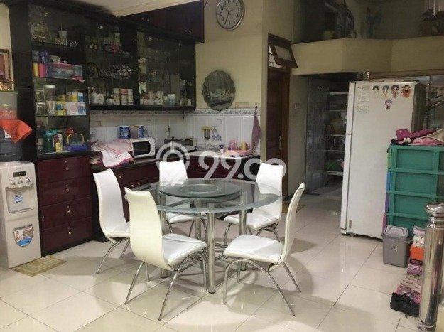 Unit Ruko Dijual di Surabaya LT 78m2 & LB 300m2 Unit Ruko Dijual di Surabaya LT 78m2 & LB 300m2
