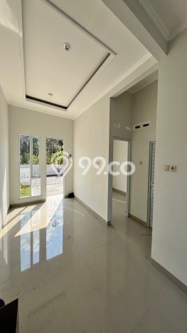 Rumah Strategis Minimalis Lb 45m2 di Pedurungan, Semarang Rumah Strategis Minimalis Lb 45m2 di Pedurungan, Semarang
