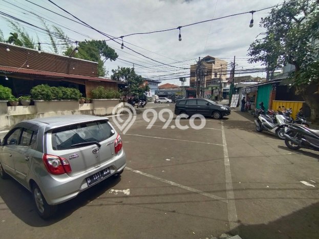 Ruko untuk Disewa di Pusat Bandung Luas Bangunan 400m2 Ruko untuk Disewa di Pusat Bandung Luas Bangunan 400m2