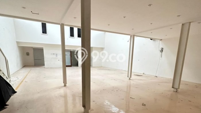 Gudang di , Luas 500m2m², Pusat Bisnis, Posisi Premium Gudang di , Luas 500m2m², Pusat Bisnis, Posisi Premium