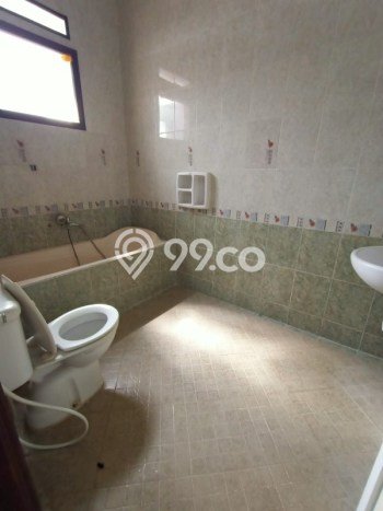 Rumah Kontrakan Malang LT 200m2 LB 100m2 Kawasan Villa Puncak Tidar Rumah Kontrakan Malang LT 200m2 LB 100m2 Kawasan Villa Puncak Tidar