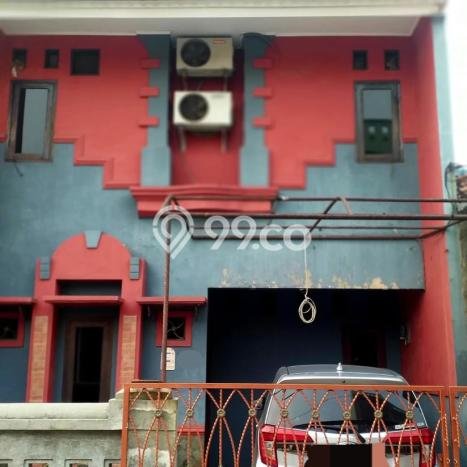 Dijual Rumah 4 Kamar Lokasi Strategis Nyaman dan Strategis di Telukjambe Timur Dijual Rumah 4 Kamar Lokasi Strategis Nyaman dan Strategis di Telukjambe Timur