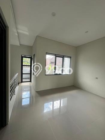 Jual Rumah Bagus Siap Huni LB 110m2 di Margahayu, Bandung Jual Rumah Bagus Siap Huni LB 110m2 di Margahayu, Bandung