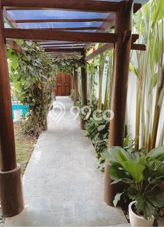 Rumah di Canggu, 3 KM, Akses Universitas, LT 350m² Bangunan 150m² Rumah di Canggu, 3 KM, Akses Universitas, LT 350m² Bangunan 150m²