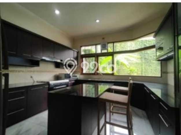 Rumah sewa siap pakai 5 KT di TB Simatupang, Jakarta Selatan Rumah sewa siap pakai 5 KT di TB Simatupang, Jakarta Selatan