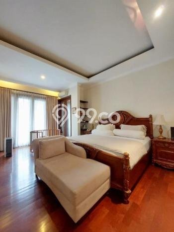 Siap Huni Rumah Mewah 5 Kamar di Kebayoran Baru Dekat ke Mana Pun Siap Huni Rumah Mewah 5 Kamar di Kebayoran Baru Dekat ke Mana Pun