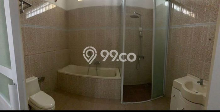 For Sale Rumah 3 Kamar Lokasi Ideal Bagus dan Strategis di Arcamanik For Sale Rumah 3 Kamar Lokasi Ideal Bagus dan Strategis di Arcamanik