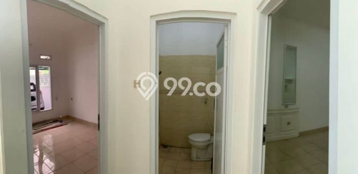For Sale Rumah 3 Kamar Lokasi Ideal Bagus dan Strategis di Arcamanik For Sale Rumah 3 Kamar Lokasi Ideal Bagus dan Strategis di Arcamanik