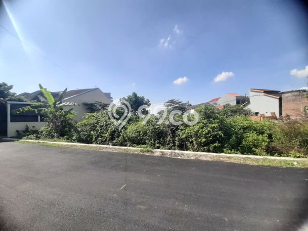 Kavling Tanah di Semarang Timur Dijual Luas 500m2 Legalitas SHM Kavling Tanah di Semarang Timur Dijual Luas 500m2 Legalitas SHM