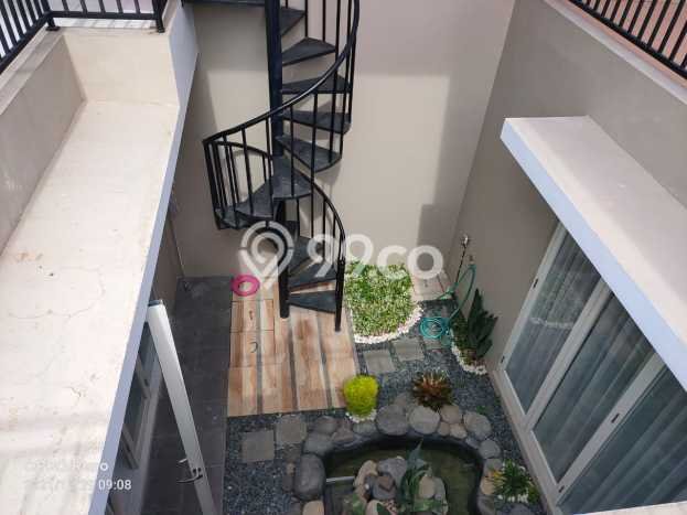 LOKASI TERBAIK! Rumah di papandayan, 2 KM, Lingkungan Elite, Luas 180m² Bangunan 175m² LOKASI TERBAIK! Rumah di papandayan, 2 KM, Lingkungan Elite, Luas 180m² Bangunan 175m²