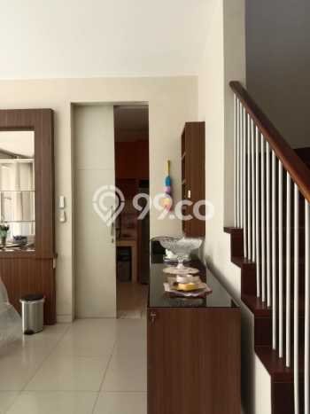 PROPERTI UNGGULAN! Rumah area Semarang Selatan, 4 KT, Lingkungan Premium, Luas 220m² LB 280m² PROPERTI UNGGULAN! Rumah area Semarang Selatan, 4 KT, Lingkungan Premium, Luas 220m² LB 280m²