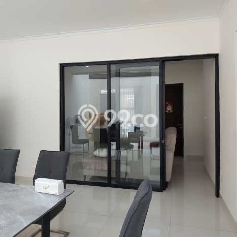 Rumah Modern 4 KT di Taman Kopo Indah Bandung Semi Furnished Rumah Modern 4 KT di Taman Kopo Indah Bandung Semi Furnished