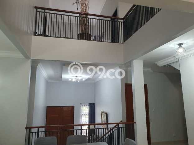 Hunian Elit LB 320m2 Siap Huni Desain Elegan di Setiabudi, Bandung Hunian Elit LB 320m2 Siap Huni Desain Elegan di Setiabudi, Bandung