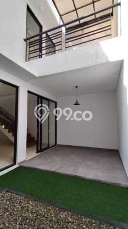 Rumah Modern 3 Kamar LT 150m2 di Taman Holis Indah Rumah Modern 3 Kamar LT 150m2 di Taman Holis Indah