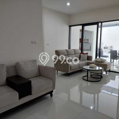 Rumah Modern 4 KT di Taman Kopo Indah Bandung Semi Furnished Rumah Modern 4 KT di Taman Kopo Indah Bandung Semi Furnished