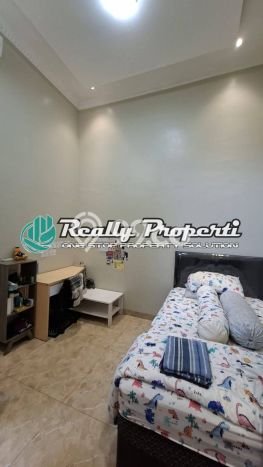 Jual Rumah Eksklusif 5 KT di Jati Cempaka, Bekasi Jual Rumah Eksklusif 5 KT di Jati Cempaka, Bekasi
