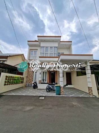 Jual Rumah Eksklusif 5 KT di Jati Cempaka, Bekasi Jual Rumah Eksklusif 5 KT di Jati Cempaka, Bekasi