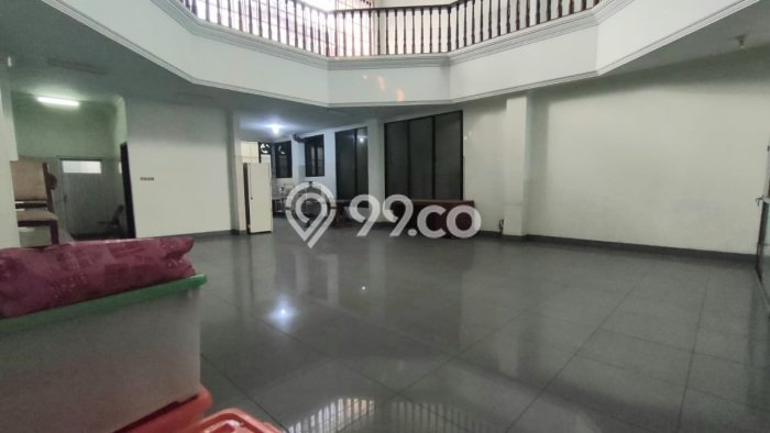 Disewakan Kantor di Arjuna Selatan, Luas 600m², Area Strategis, Ready Untuk Dipakai Disewakan Kantor di Arjuna Selatan, Luas 600m², Area Strategis, Ready Untuk Dipakai