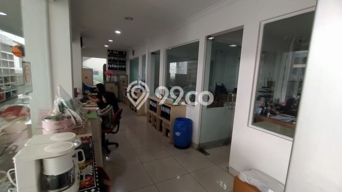 Dijual! Komersial di Radio Dalam Jakarta Selatan LT 2050m2 / LB 1800m2 Kawasan Strategis Dijual! Komersial di Radio Dalam Jakarta Selatan LT 2050m2 / LB 1800m2 Kawasan Strategis