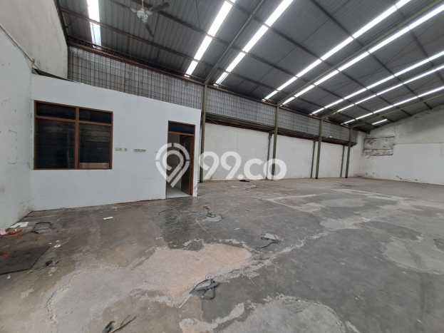 FOR RENT! Gudang di Manyaran Cocok untuk Bisnis 800m2 FOR RENT! Gudang di Manyaran Cocok untuk Bisnis 800m2