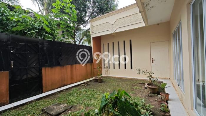 For Sale Rumah 4 Kamar Lokasi Strategis Bagus dan Strategis di Batam Kota For Sale Rumah 4 Kamar Lokasi Strategis Bagus dan Strategis di Batam Kota