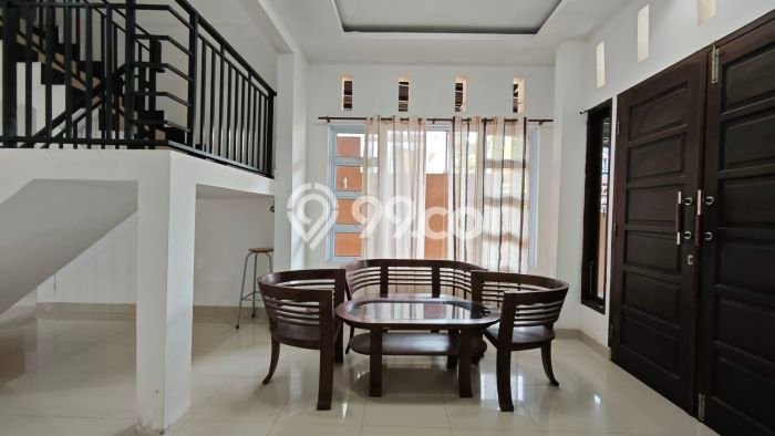For Sale Rumah 4 Kamar Lokasi Strategis Bagus dan Strategis di Batam Kota For Sale Rumah 4 Kamar Lokasi Strategis Bagus dan Strategis di Batam Kota