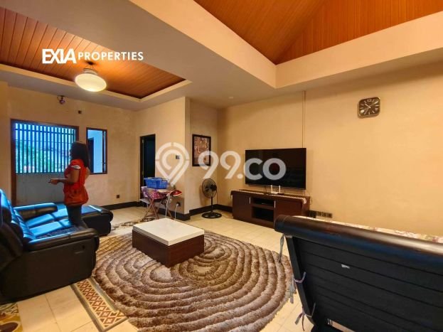 Ready to Use! Premium House LT 252m2 Desain Modern di Batam Centre Ready to Use! Premium House LT 252m2 Desain Modern di Batam Centre