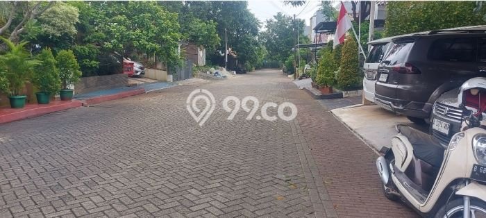Rumah PREMIUM! di Ciputat Timur, Tangerang Selatan, LT 220m² Bangunan 265m², BISA KPR Rumah PREMIUM! di Ciputat Timur, Tangerang Selatan, LT 220m² Bangunan 265m², BISA KPR