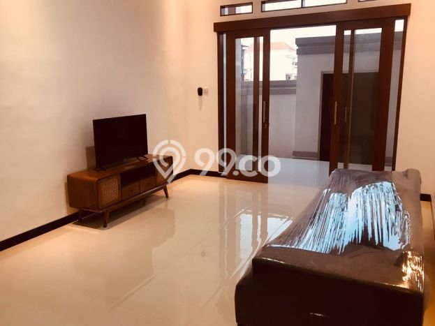 For Sale! Luxury House LT 150m2 Desain Elegan di Munggu For Sale! Luxury House LT 150m2 Desain Elegan di Munggu