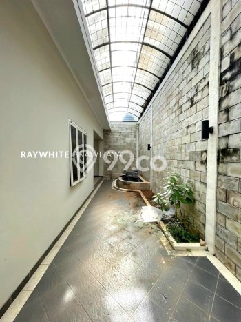 Rumah Elit LB 280m2 Siap Huni Desain Elegan di Pondok Indah, Jakarta Selatan Rumah Elit LB 280m2 Siap Huni Desain Elegan di Pondok Indah, Jakarta Selatan