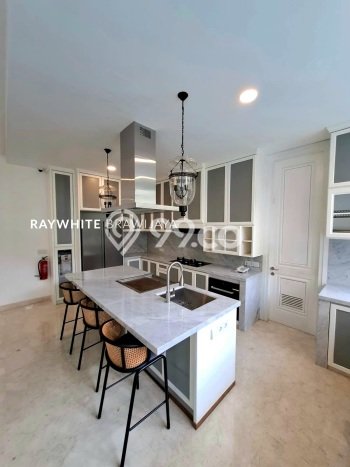 Rumah Elit Modern Tanpa Renovasi di Kemang Jakarta Selatan Rumah Elit Modern Tanpa Renovasi di Kemang Jakarta Selatan