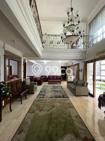 Dijual Rumah Mewah Exclusive di Kebayoran Baru, Jakarta Selatan Dijual Rumah Mewah Exclusive di Kebayoran Baru, Jakarta Selatan
